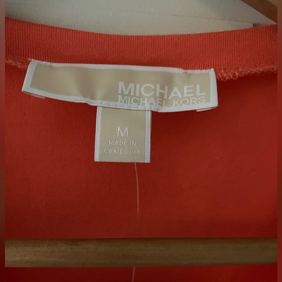NWT! Michael Kors top. Size M - Picture 15 of 16